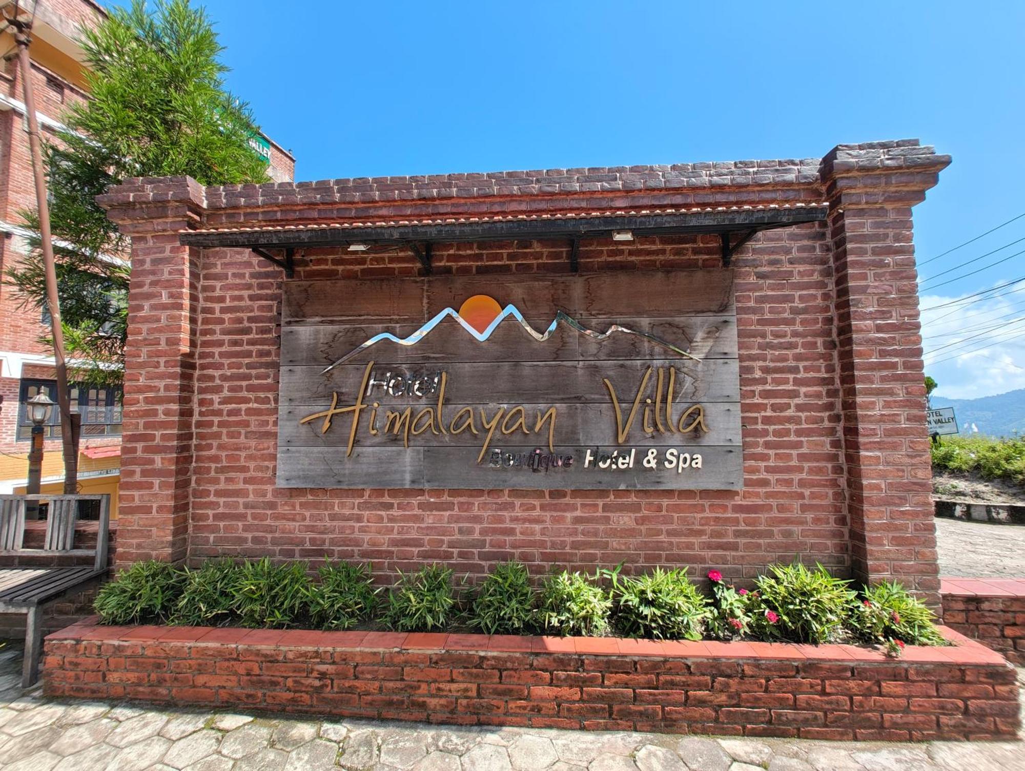 Hotel Himalayan Villa Нагаркот Екстериор снимка