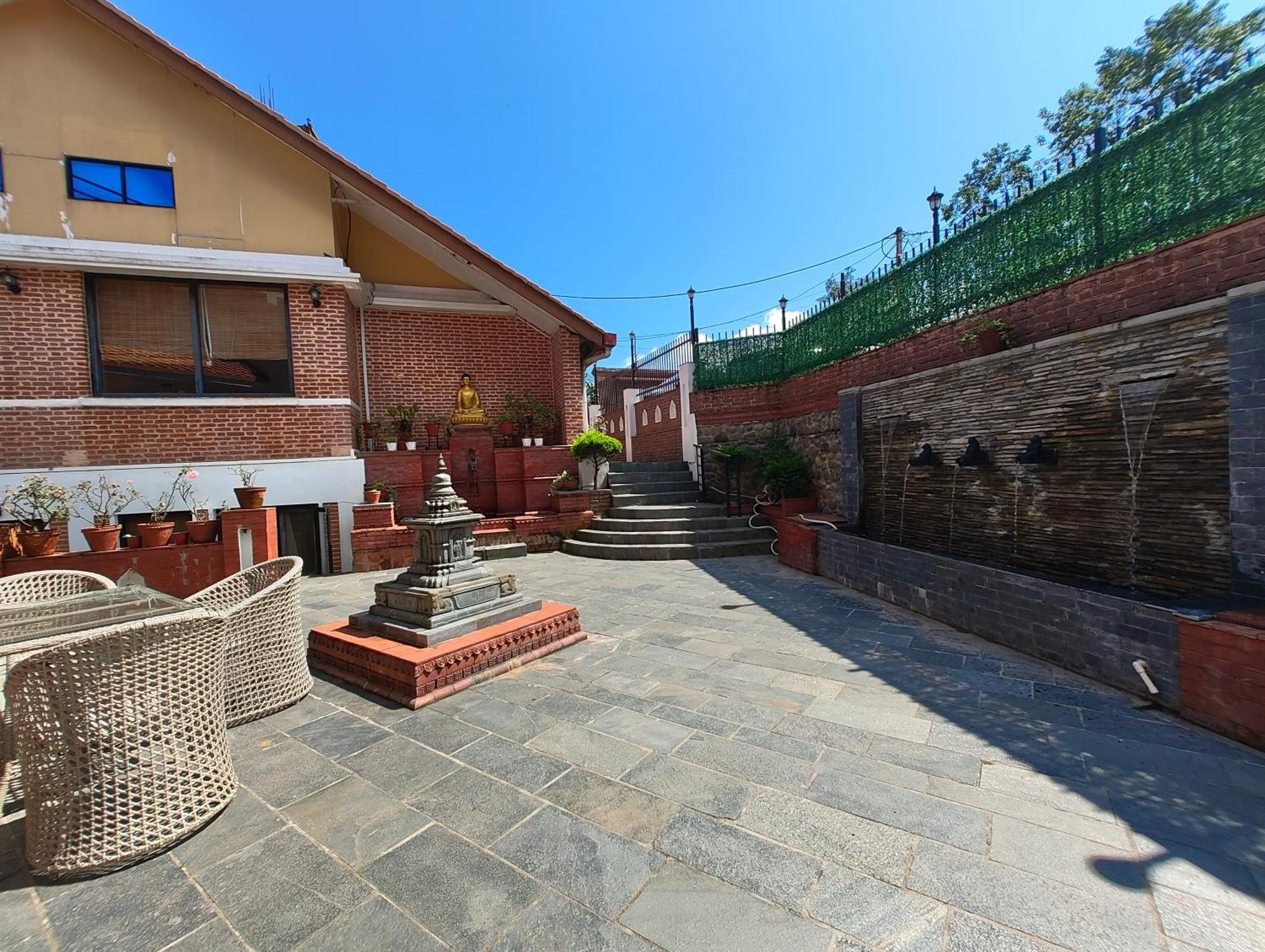 Hotel Himalayan Villa Нагаркот Екстериор снимка